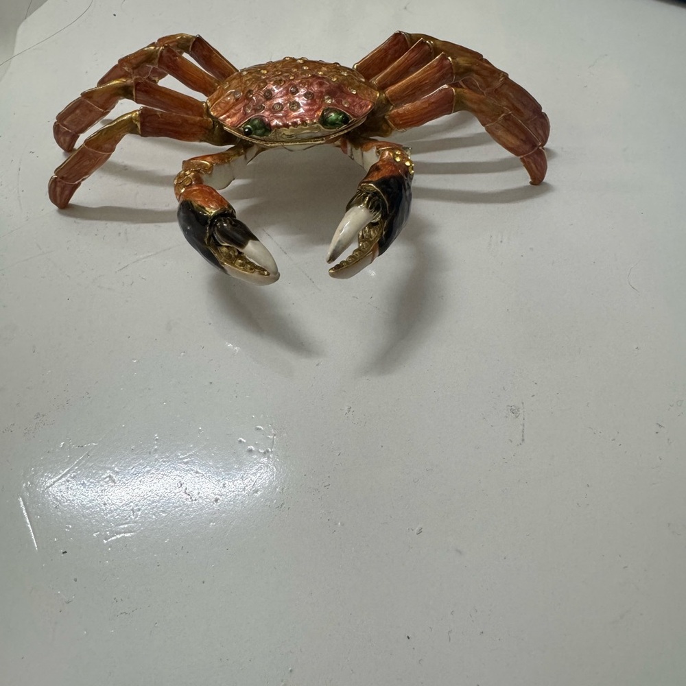 Atlantis Paradise Island - Nassau Bahamas Decorative Crab Figurine/Trinket Box